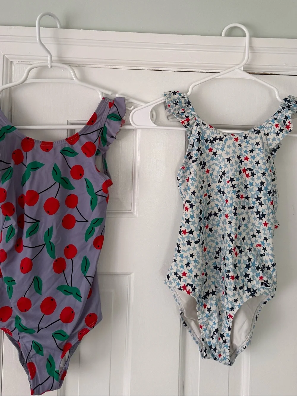 Lot of 2 Girls One Piece Swimsuits size 8/S Vineyard Vines & Hanna Andersson